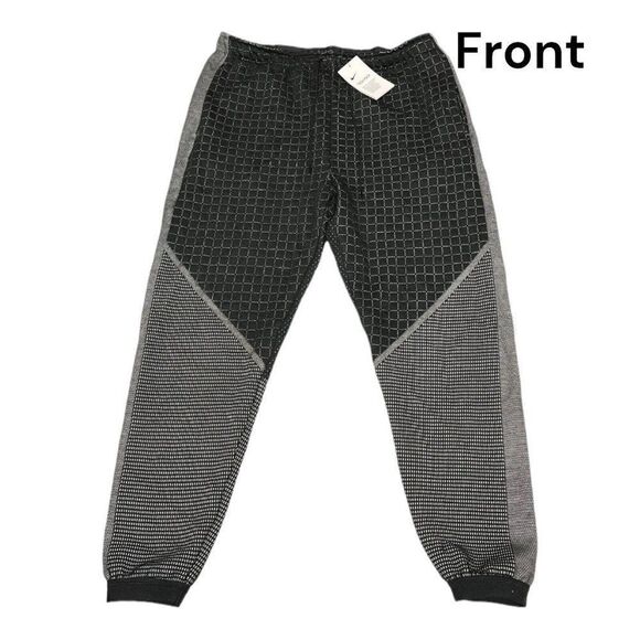 Nike Sportswear Women's L City Ready Sweatpants Black Tech Jogger CI9436 011 - Picture 2 of 10